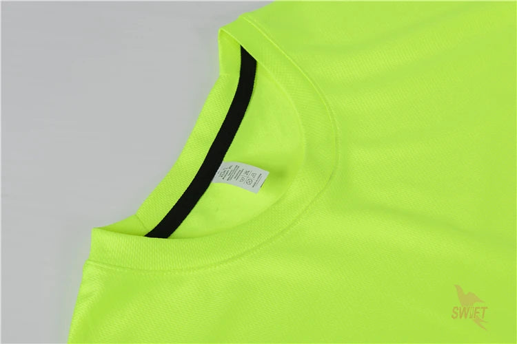 Customize LOGO Breathable Running Shirts Men Tops Tees Quick Dry Short Sleeve Gym Fitness T Shirt Reflective Strips Sportswear